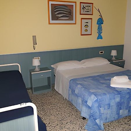 Hotel Delmare Lido di Camaiore Exterior photo
