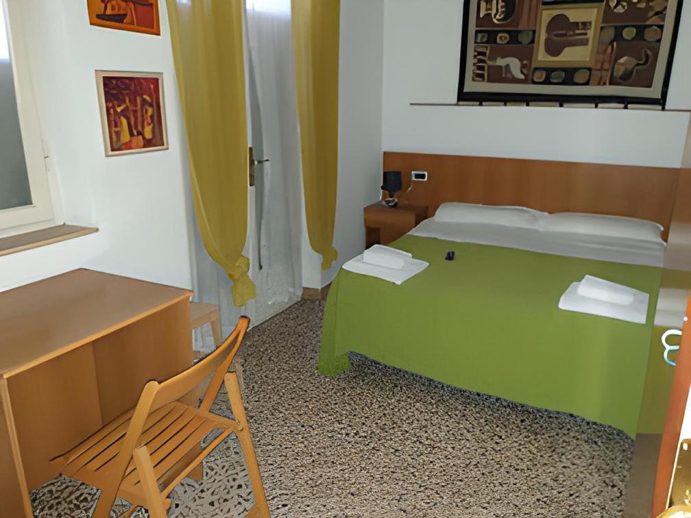 Hotel Delmare Lido di Camaiore Exterior photo